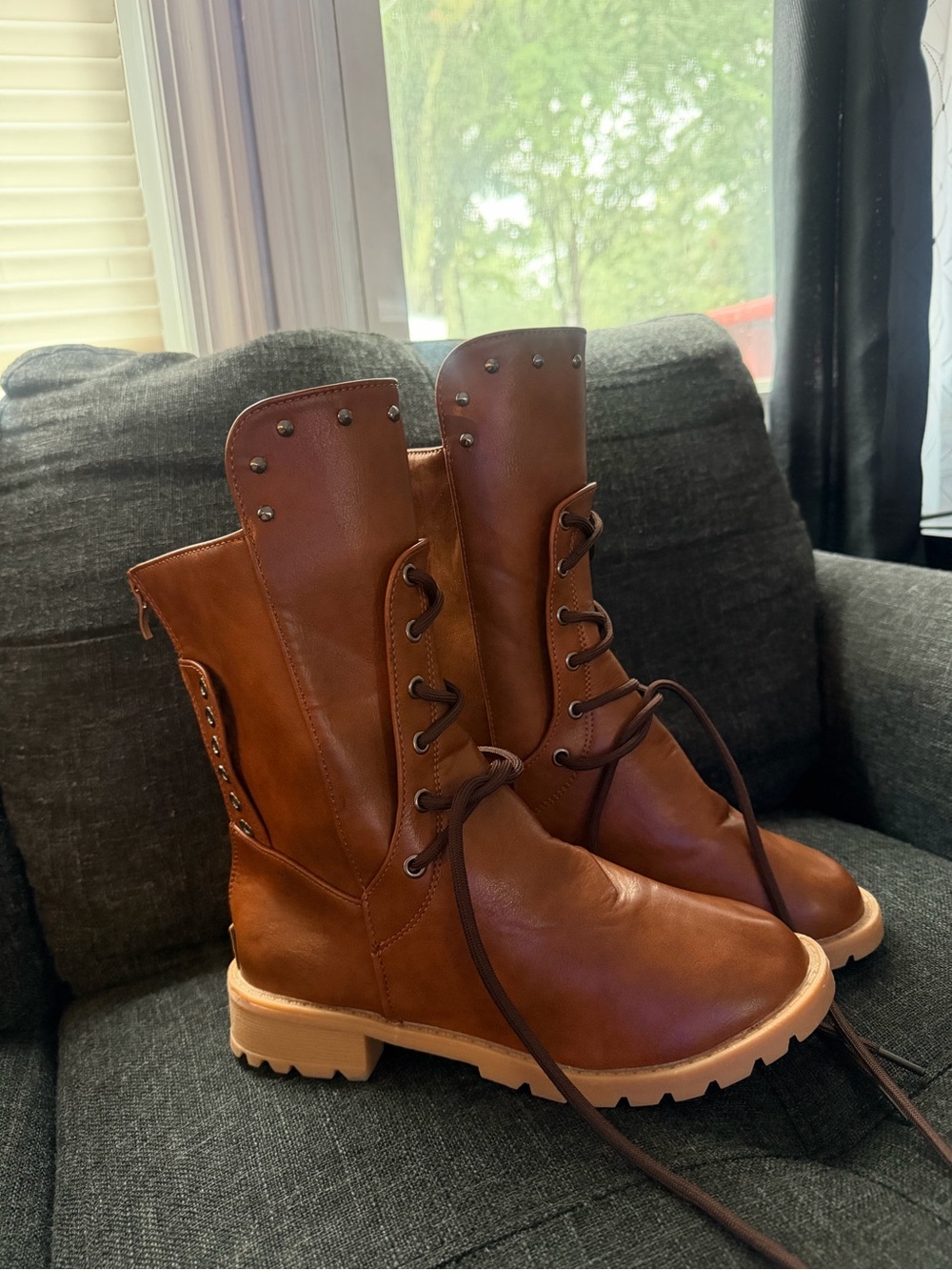Women's Lace-Up Brown Combat Boots